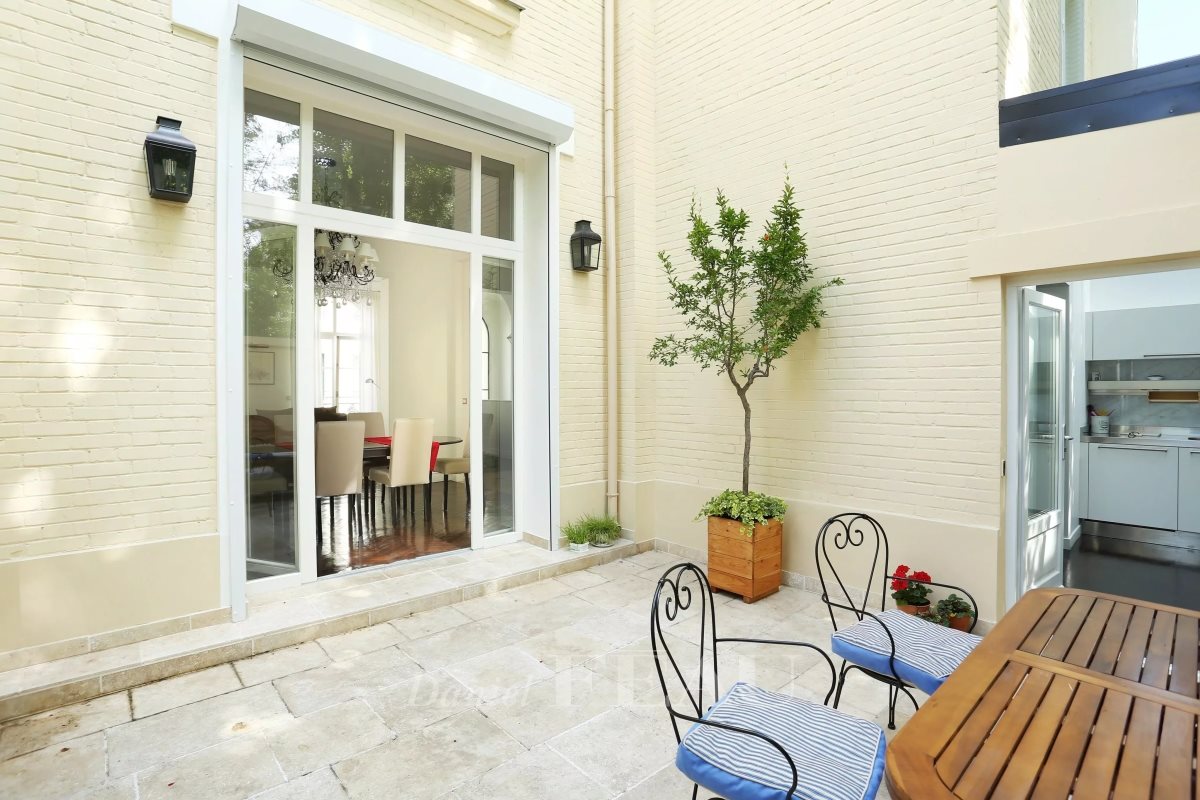 Maison à louer, 354m², Neuilly-sur-Seine