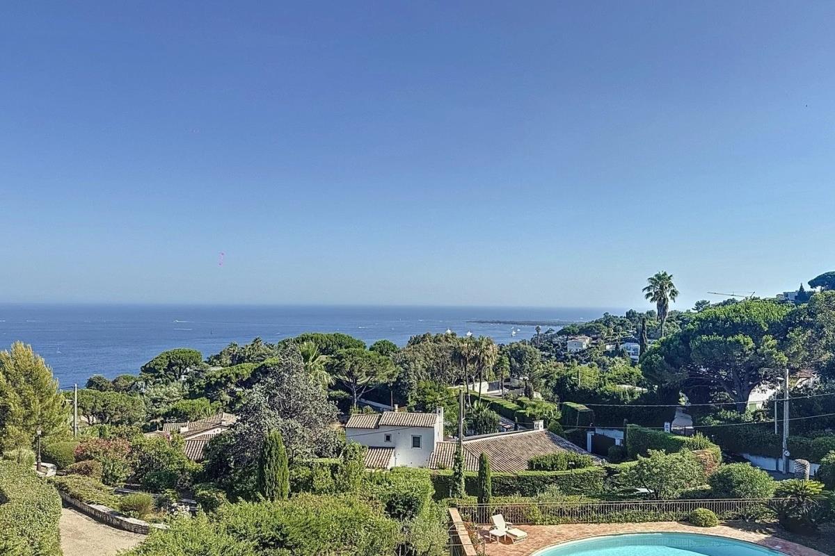 Maison à louer, 250m², Vallauris