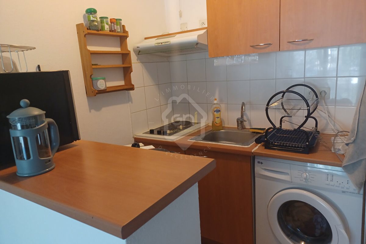 Appartement à louer, 25m², Arles