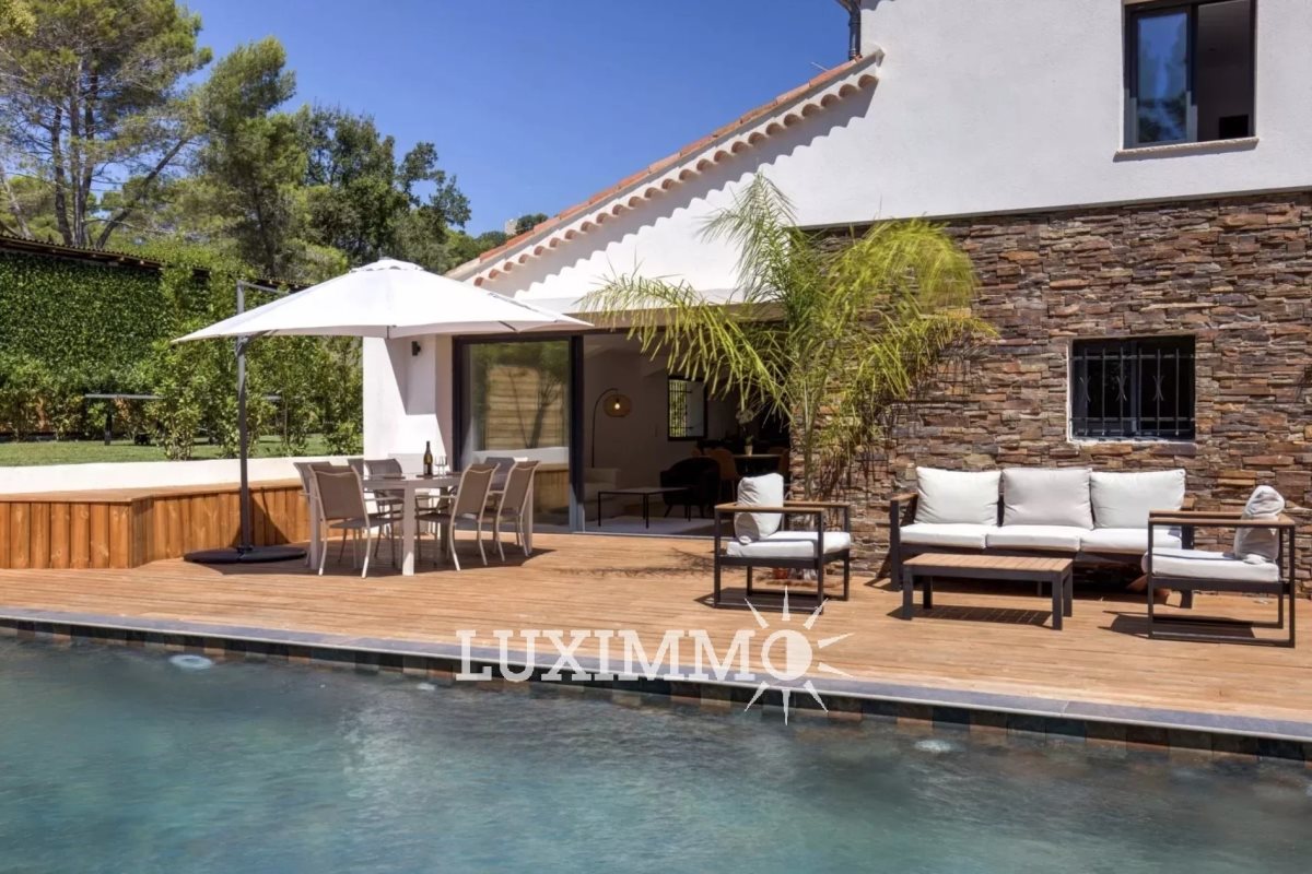 Maison à louer, 200m², Mouans-Sartoux