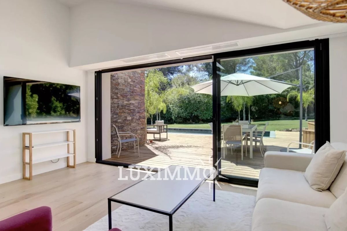 Maison à louer, 200m², Mouans-Sartoux