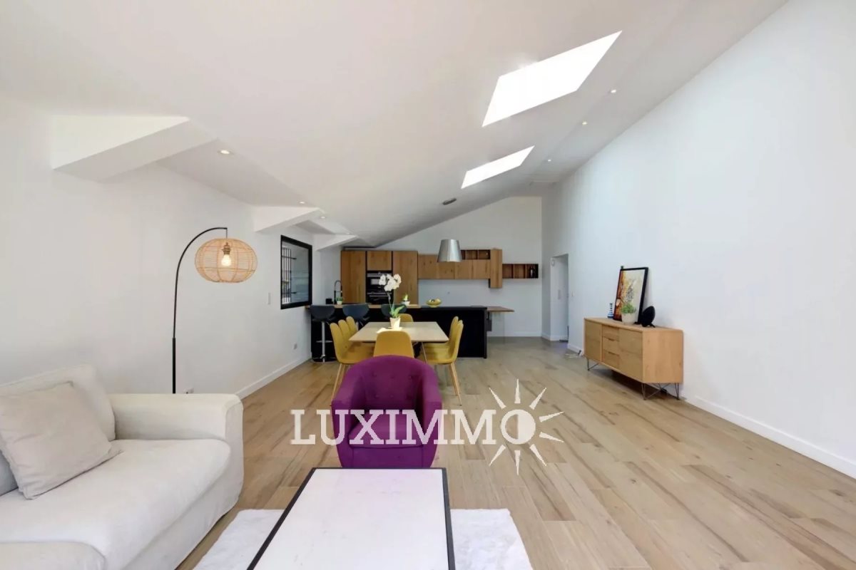 Maison à louer, 200m², Mouans-Sartoux