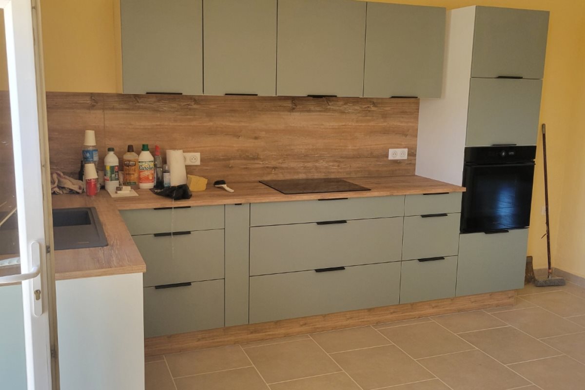 Maison à louer, 80m², Quinson