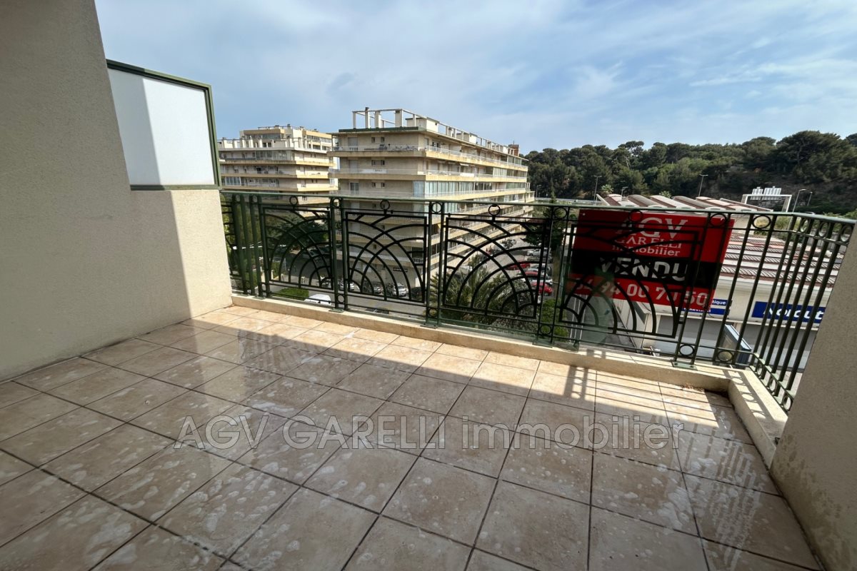 Appartement à louer, 56m², Toulon
