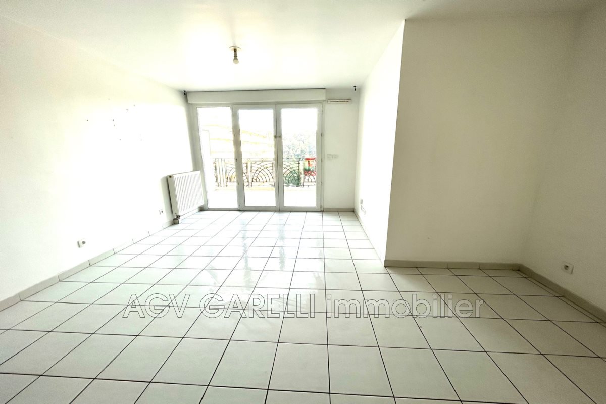 Appartement à louer, 56m², Toulon