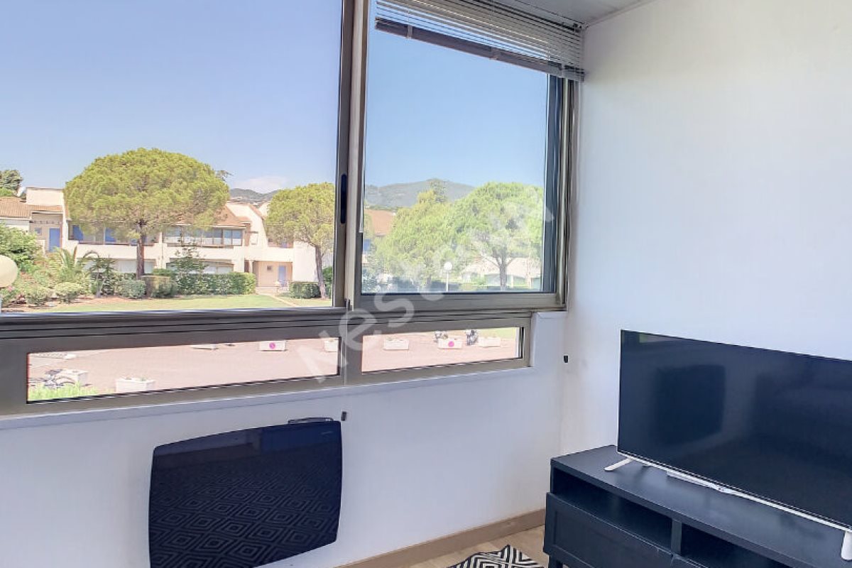 Appartement à louer, 35m², Mandelieu-la-Napoule