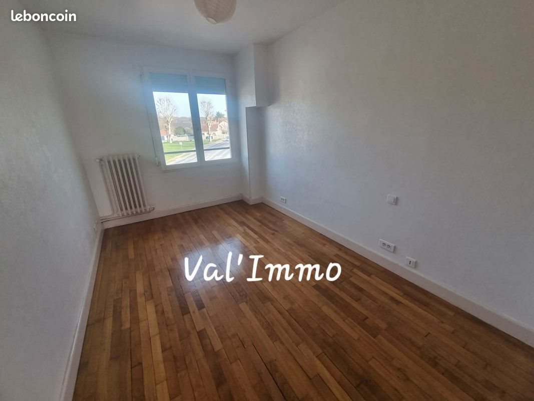 Maison à louer, 71m², Valcourt