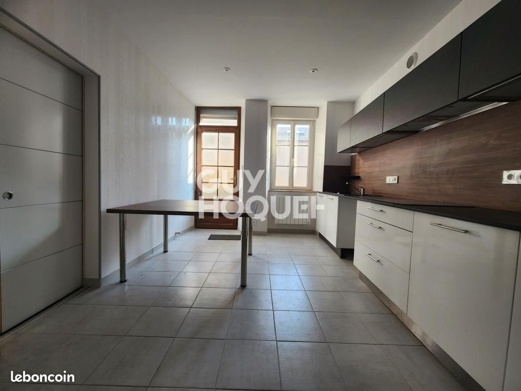 Maison à louer, 94m², Bazoches-les-Gallerandes