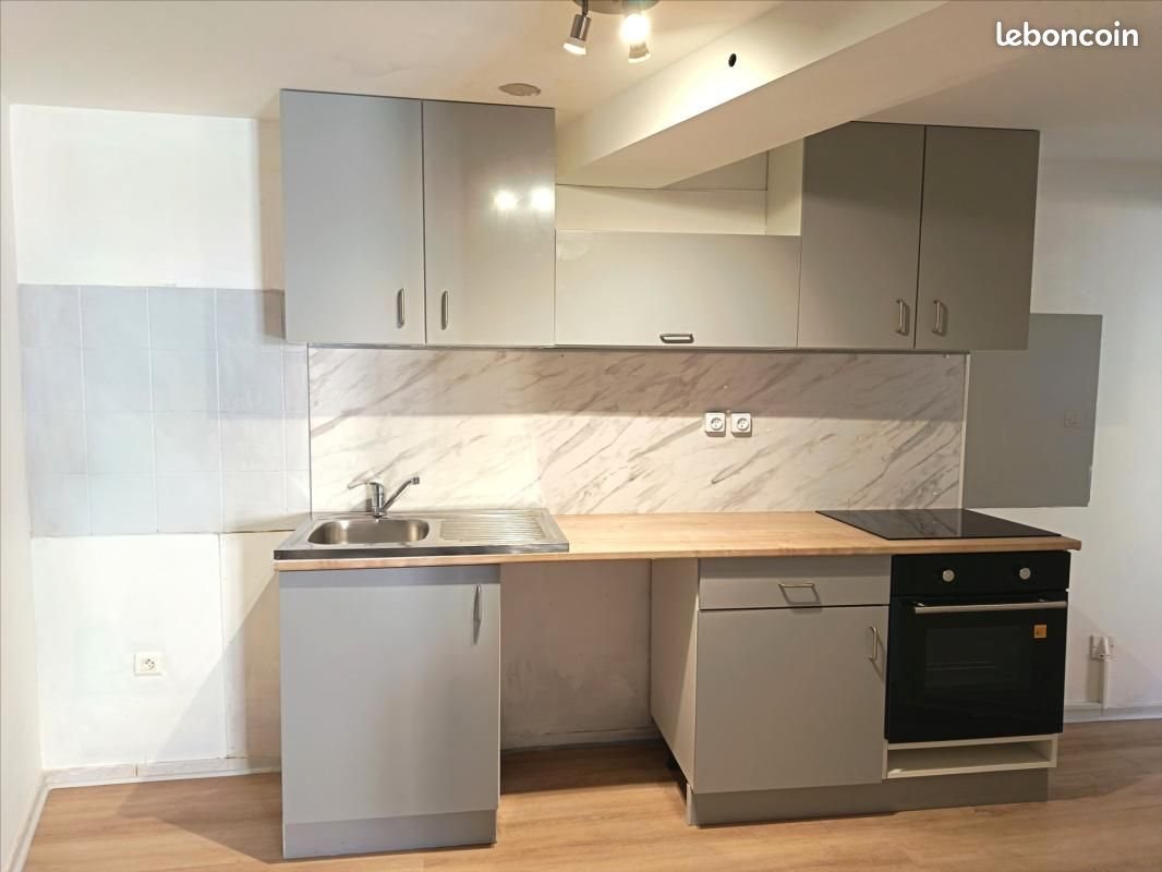 Appartement à louer, 77m², Pont-Saint-Vincent