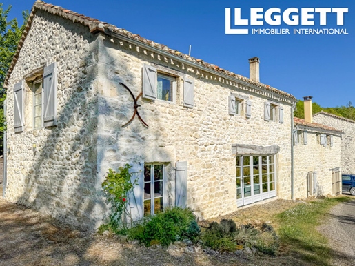 Two beautifully renovated stone houses, with swimming pool and views, only minutes from Montcuq.