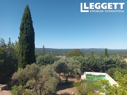 Lovely 4 bedroom house, quiet location, great views, garden and pool.
In the village of La Verdiere