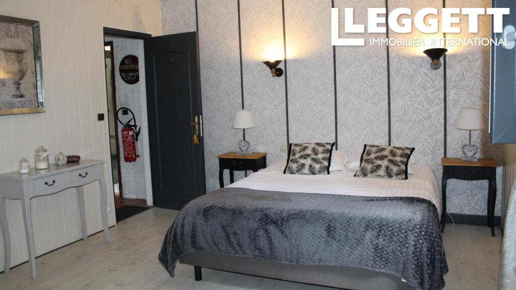 Maison à vendre, 330m², Villefranche-du-Périgord