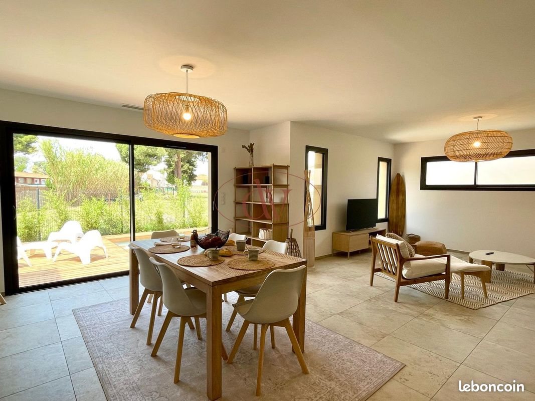 Maison à louer, 121m², Alénya