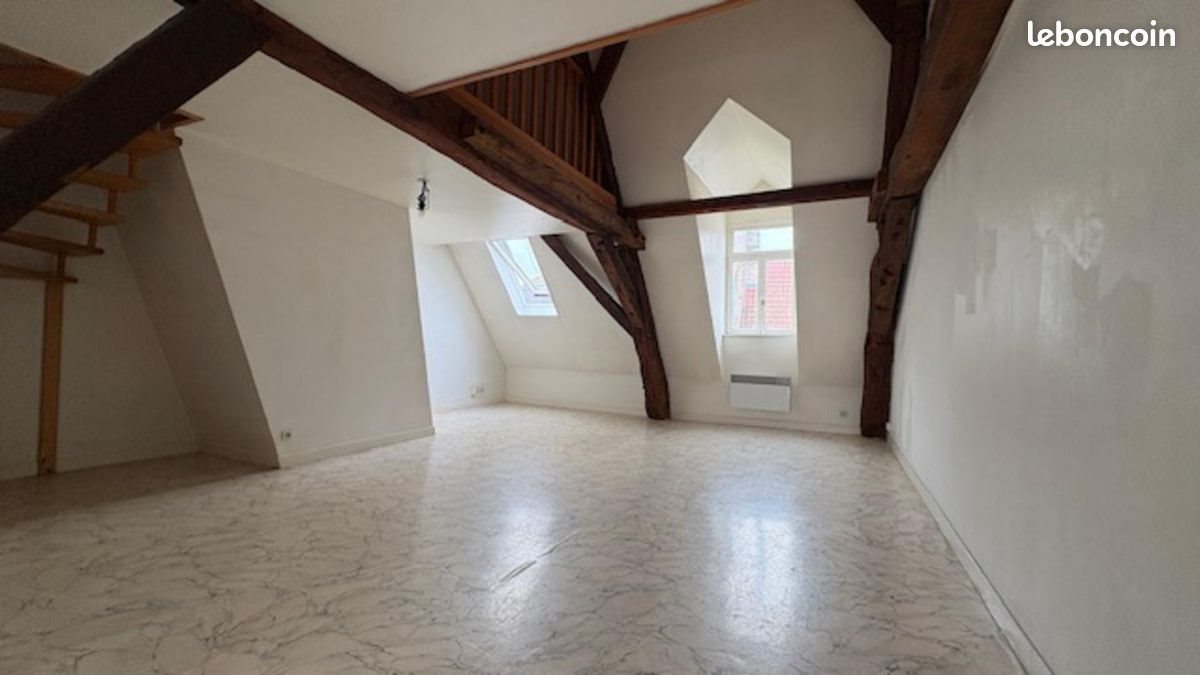 Appartement à louer, 80m², Bergues
