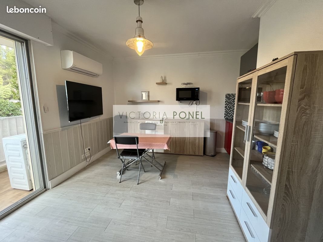 Appartement à louer, 21m², Hyères