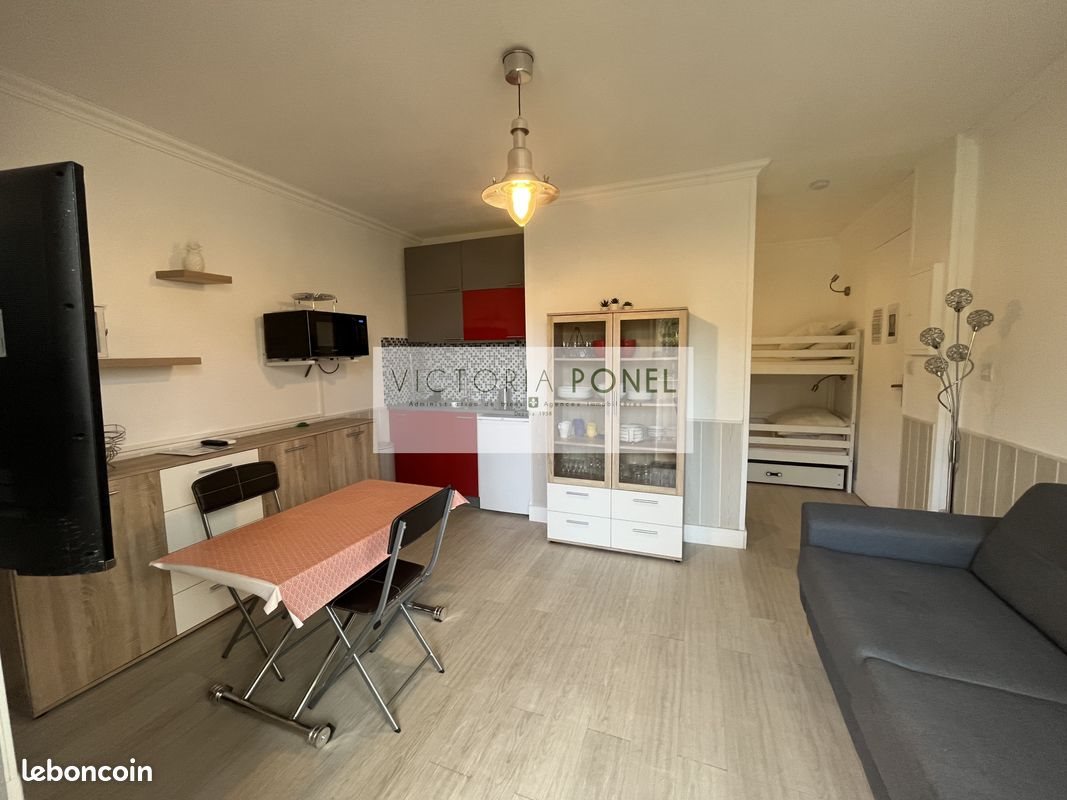 Appartement à louer, 21m², Hyères