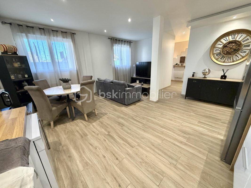 Maison à vendre, 103m², Cléon