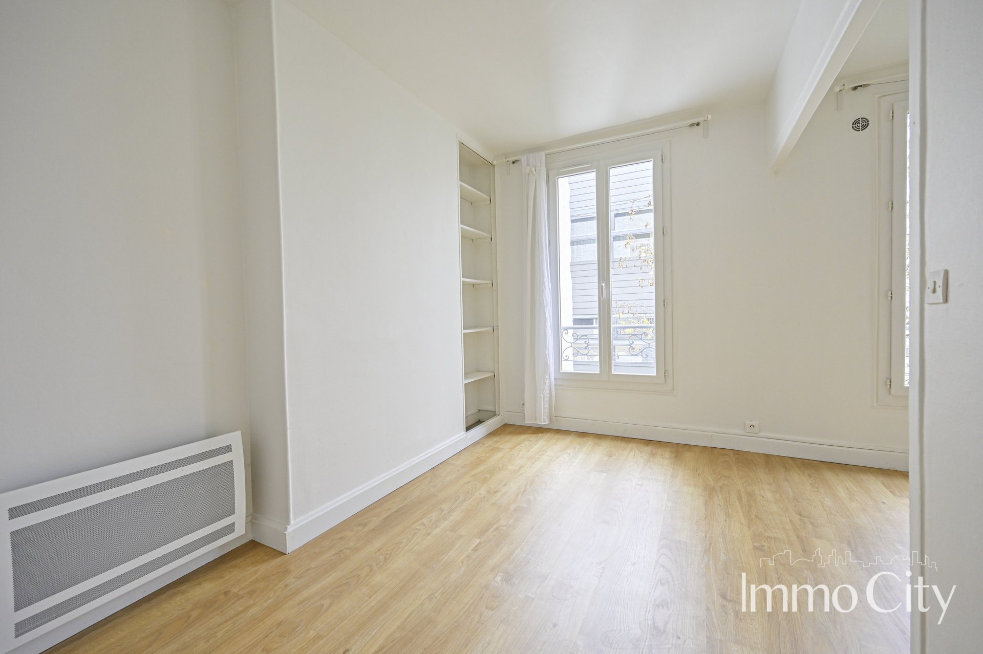 Appartement à louer, 23m², Paris 18ème