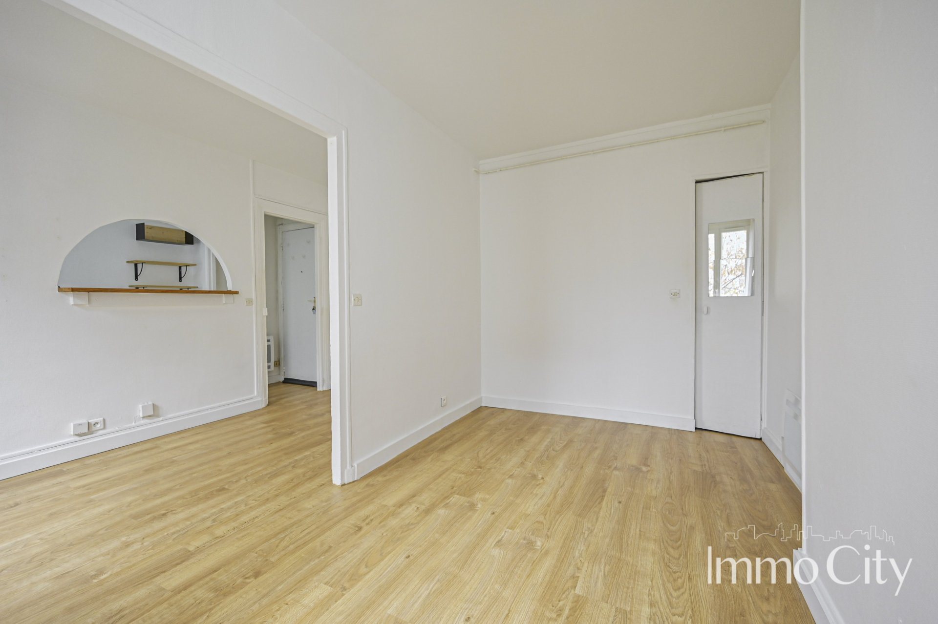 Appartement à louer, 23m², Paris 18ème