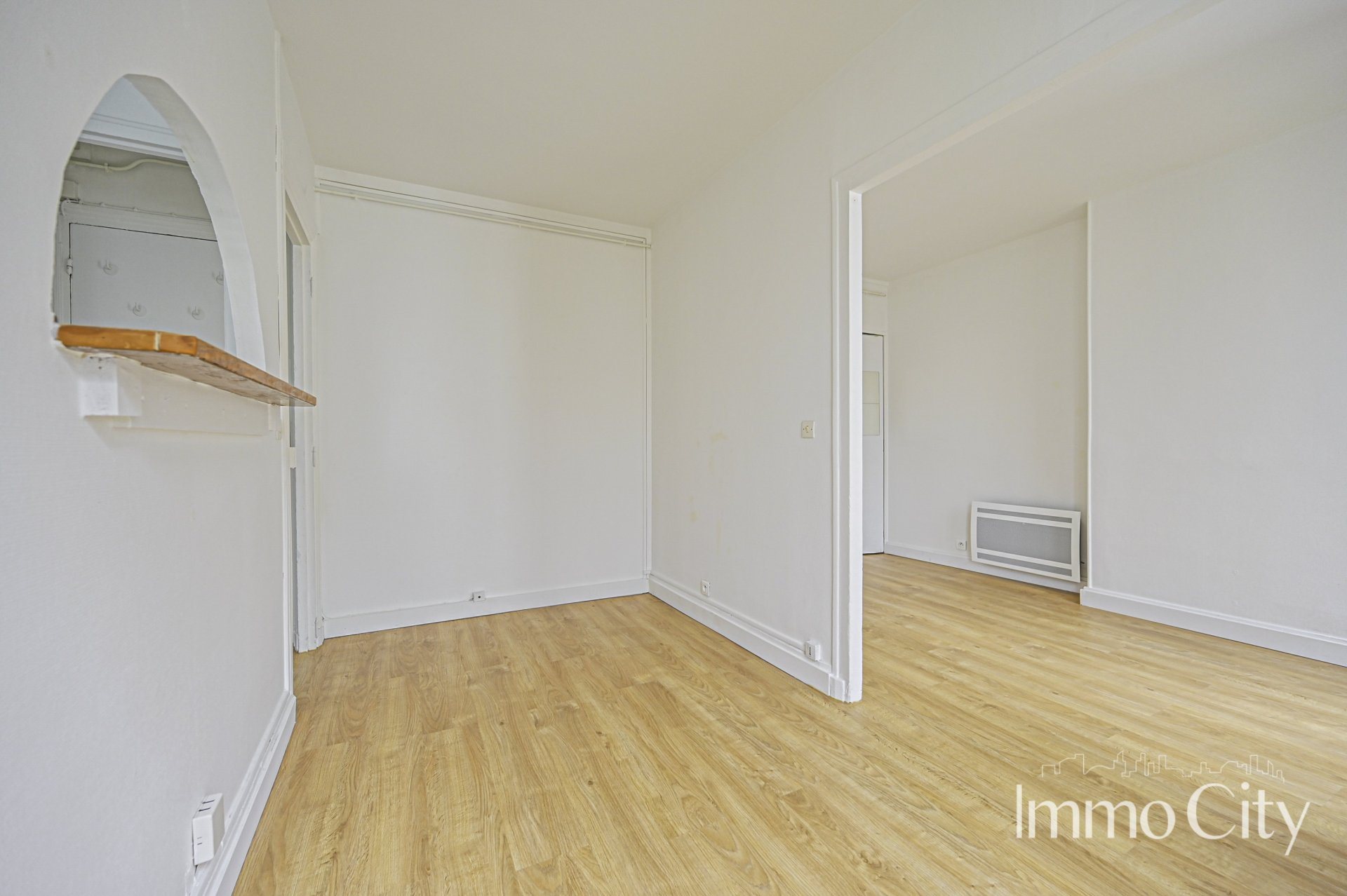 Appartement à louer, 23m², Paris 18ème