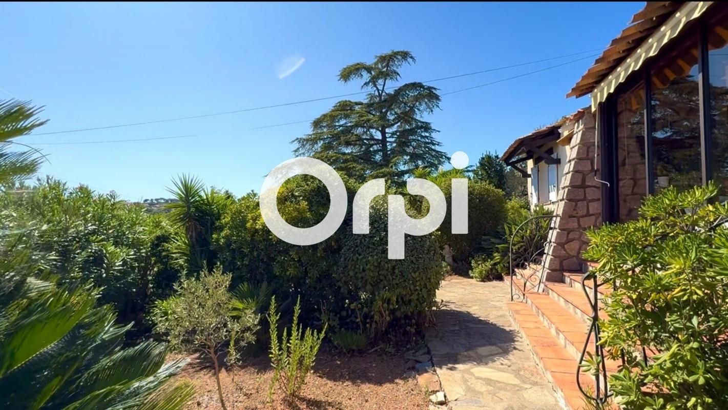 Maison à vendre, 140m², Carqueiranne