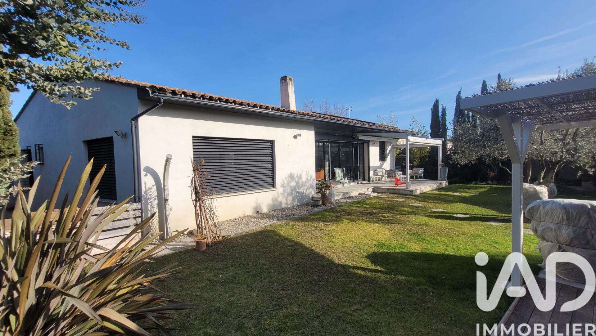 Maison à vendre, 187m², Morières-lès-Avignon