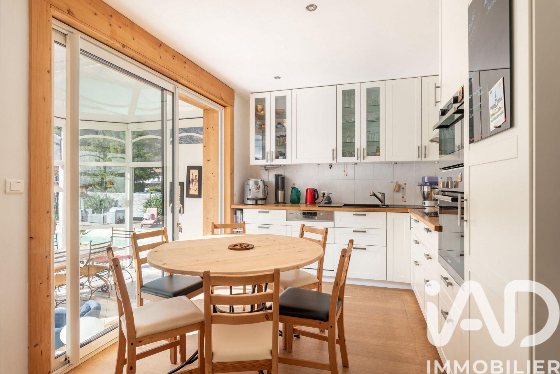 Maison à vendre, 210m², Vif