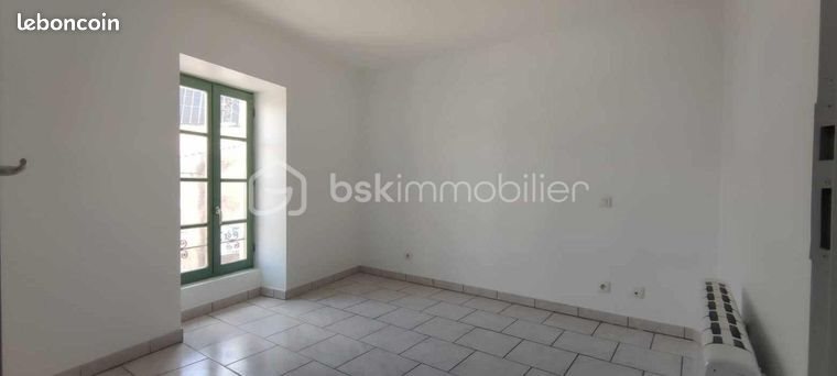 Maison à louer, 56m², Saint-Jean-d'Angély