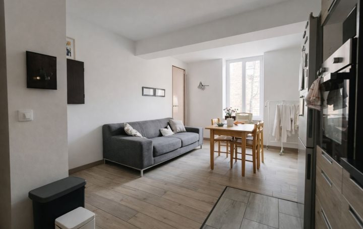 Appartement à vendre, 560m², Fleurville