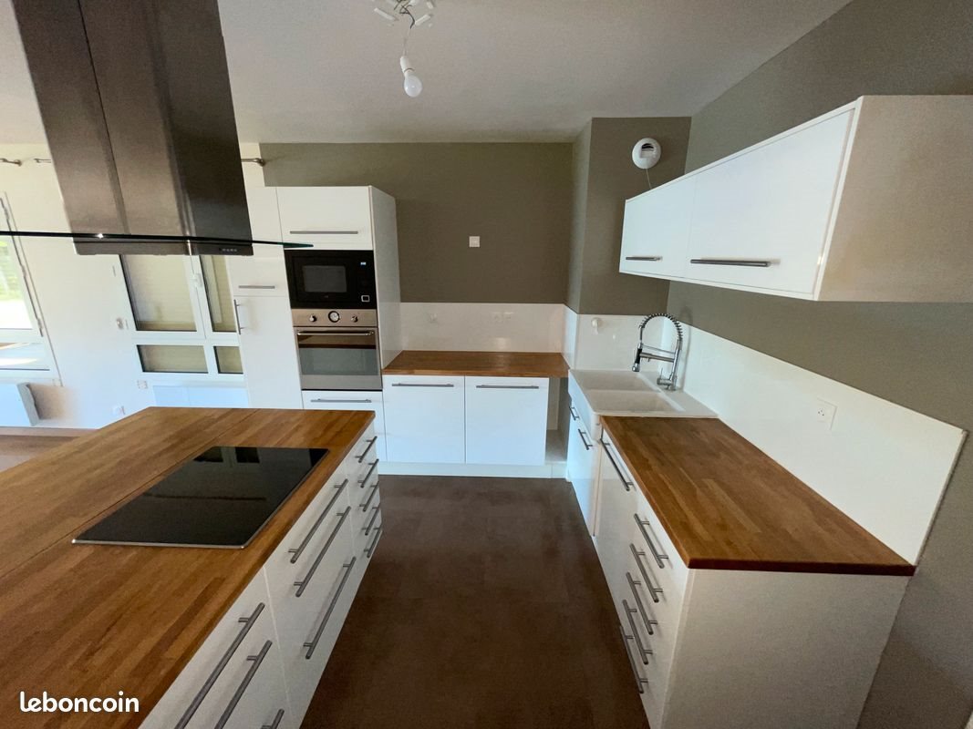 Appartement à louer, 146m², Bois-Guillaume