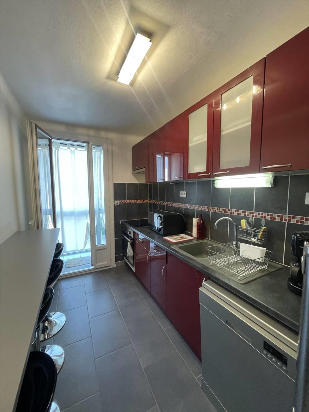 Appartement à louer, 75m², Saint-Paul-Trois-Châteaux