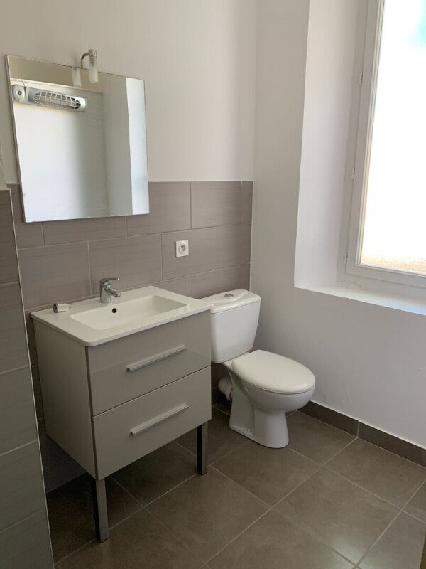 Appartement à louer, 48m², Solliès-Pont