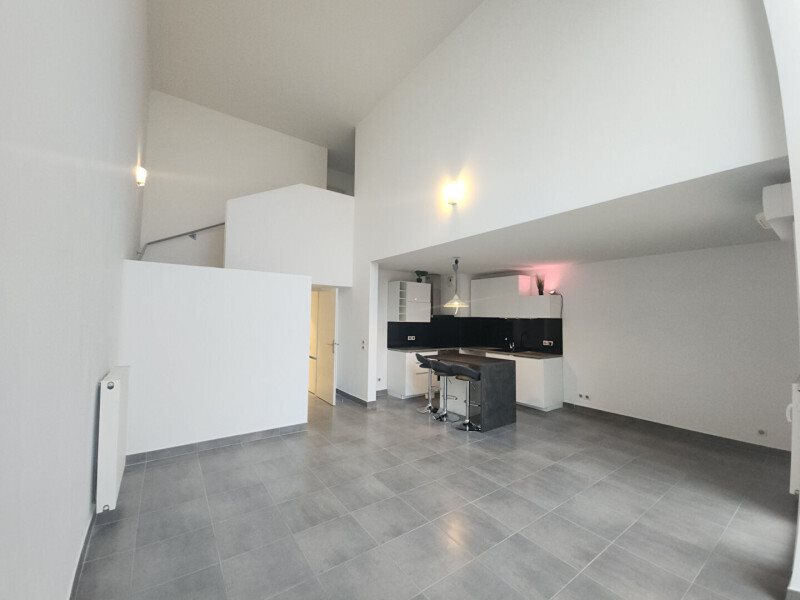 Appartement à louer, 90m², Lattes