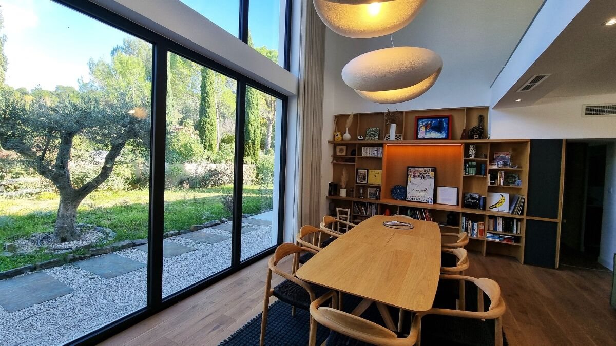 Maison à louer, 285m², Saint-Clément-de-Rivière