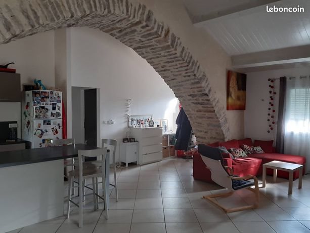 Maison à louer, 81m², L'Hospitalet-du-Larzac