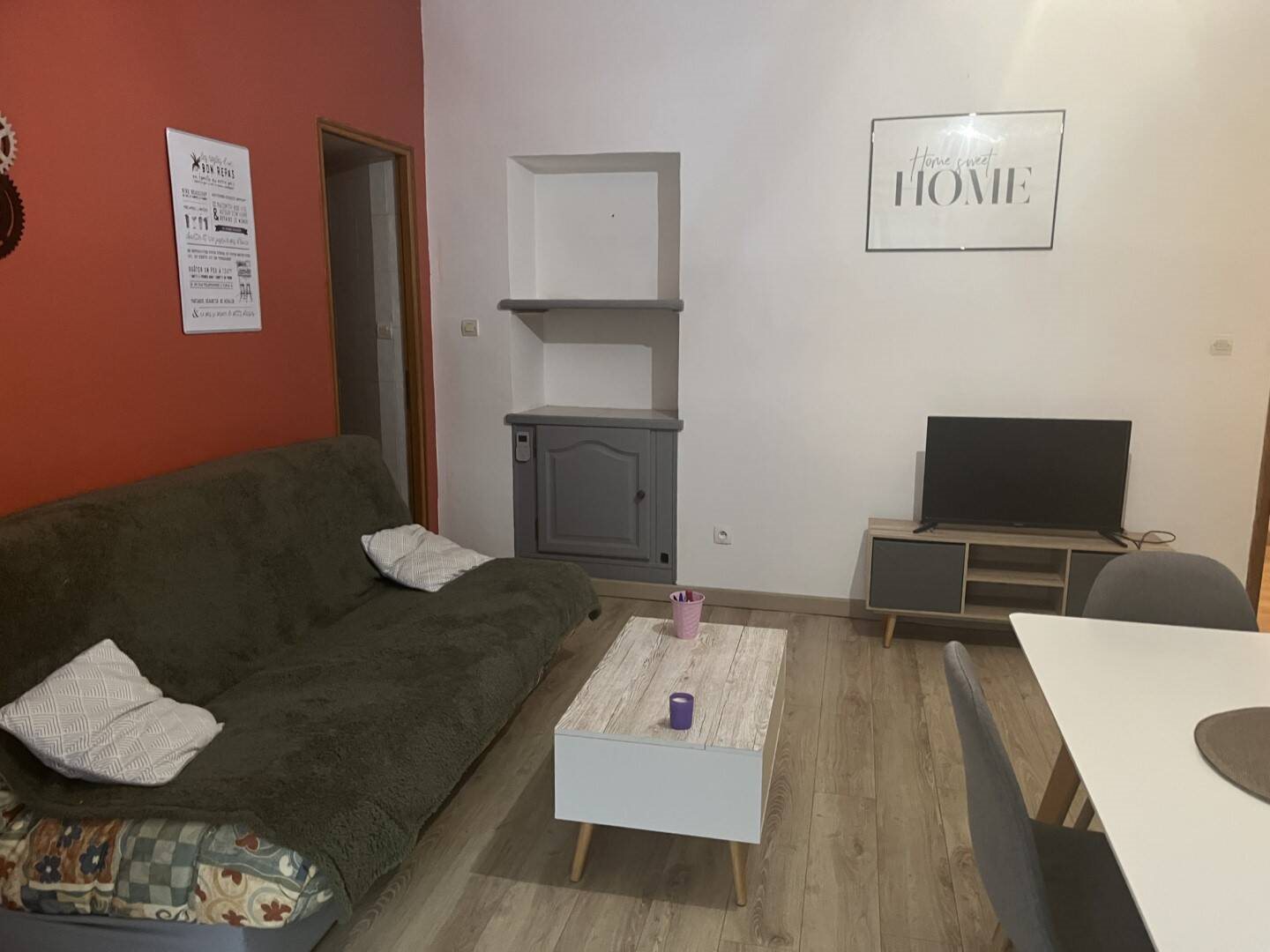 Appartement à louer, 38m², Arre
