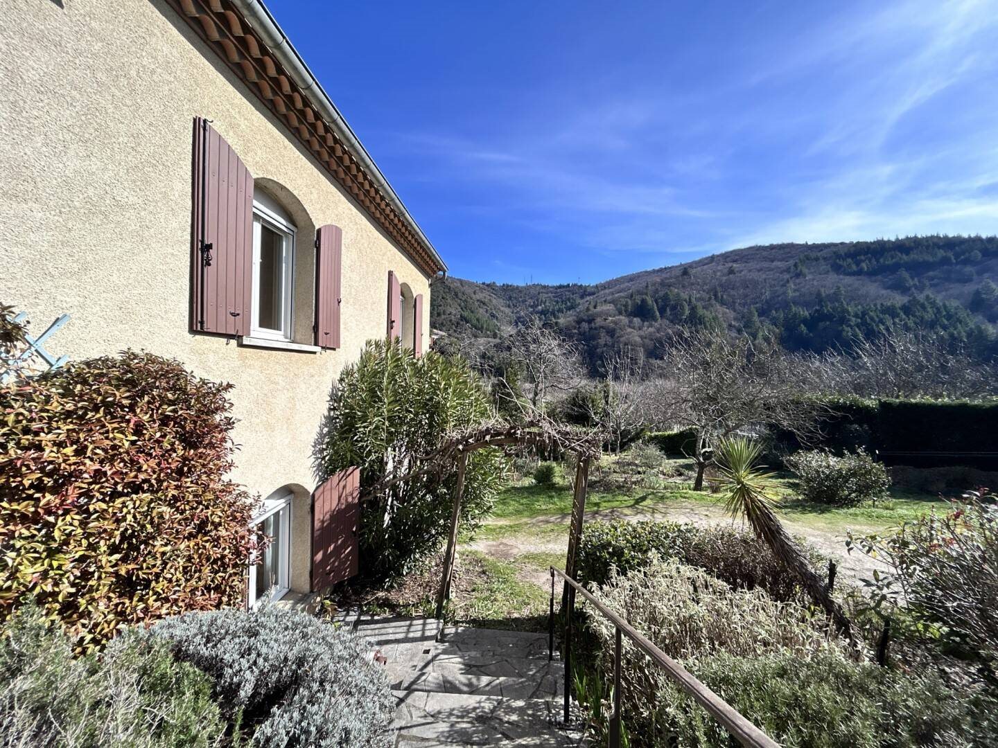 Maison à vendre, 171m², Aulas