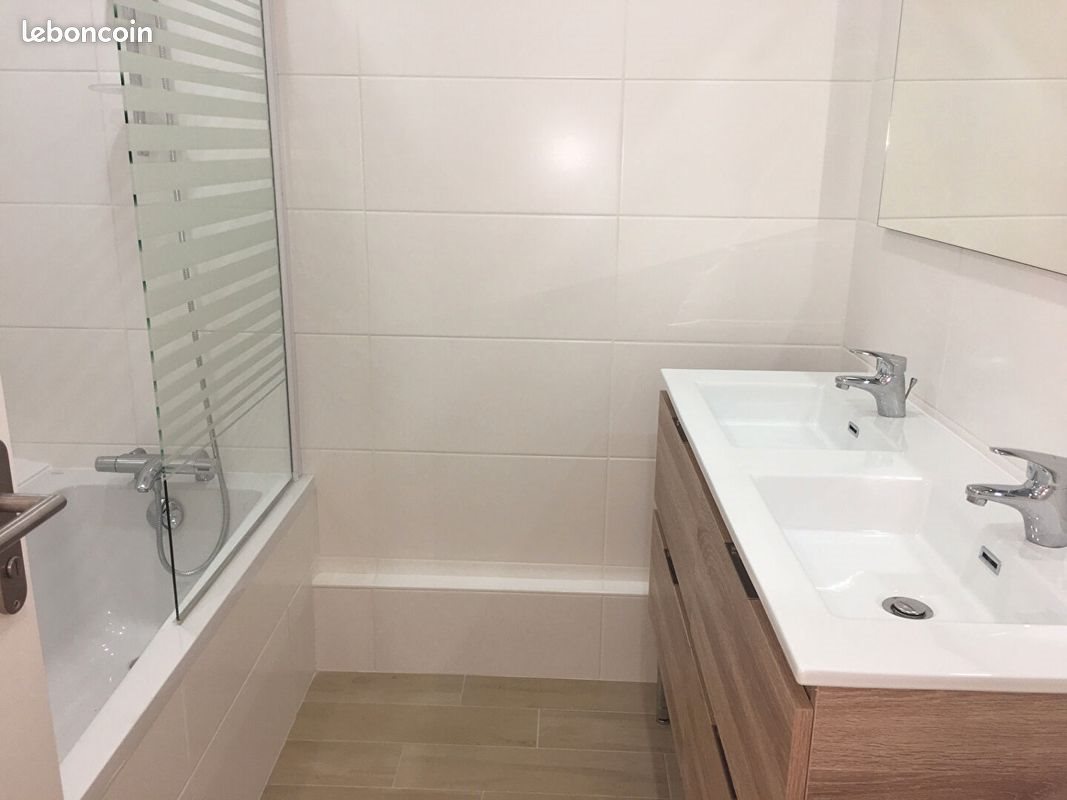 Appartement à louer, 71m², Landerneau