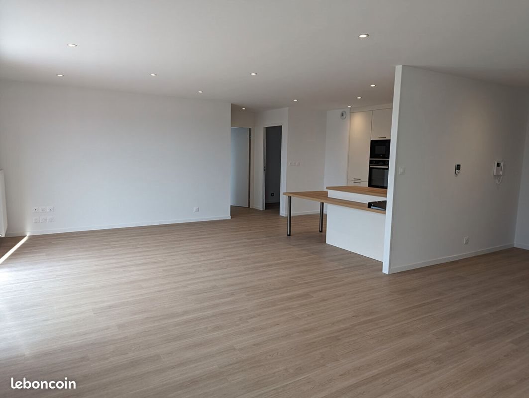 Appartement à louer, 90m², Plabennec