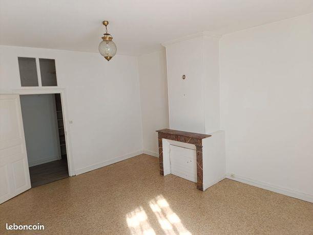 Maison à louer, 96m², Mazé