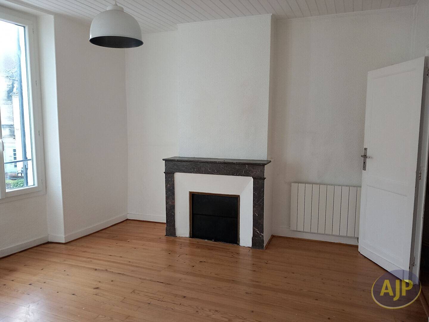 Appartement à louer, 61m², Lesparre-Médoc
