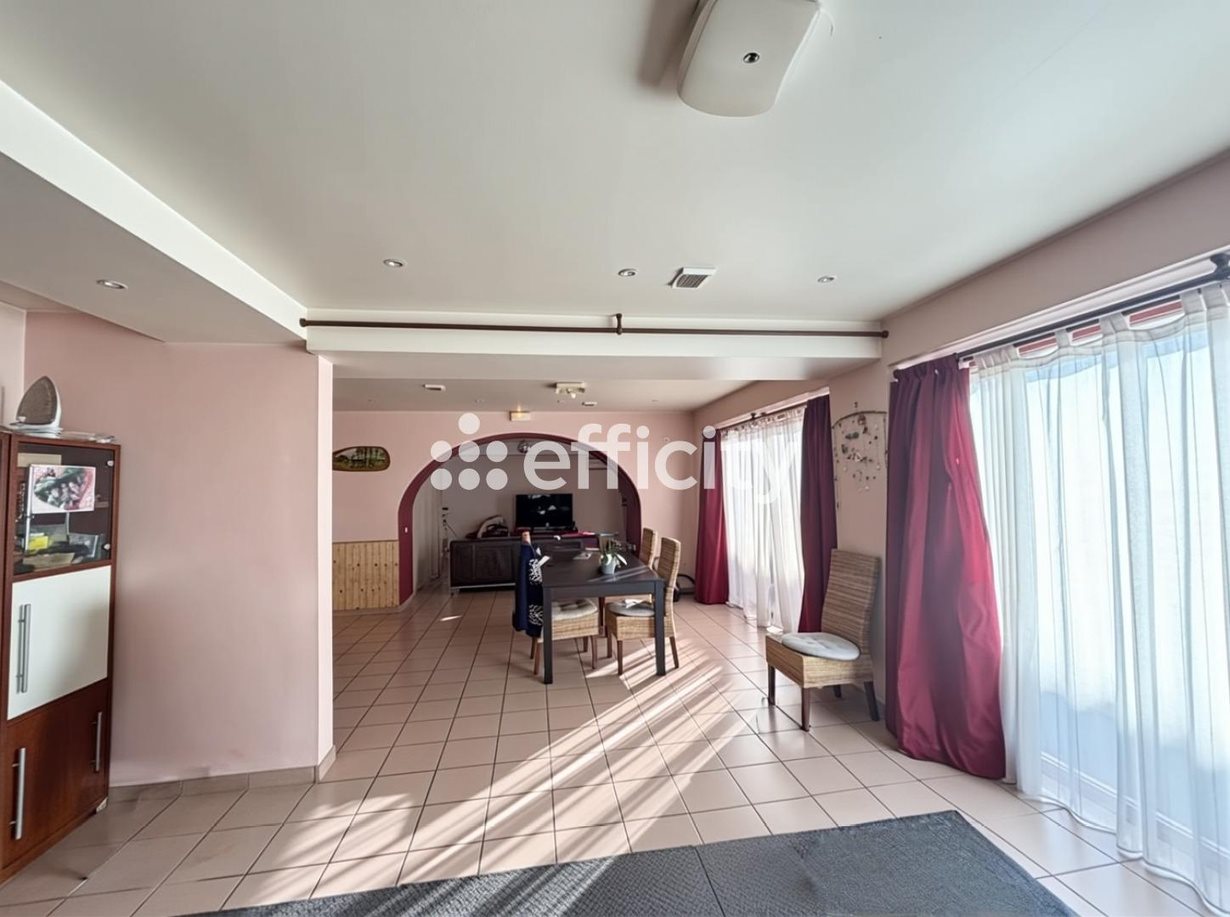 Appartement à vendre, 260m², Mont-l'Evêque