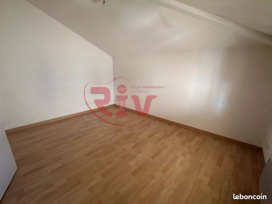 Appartement à louer, 31m², Beaurepaire