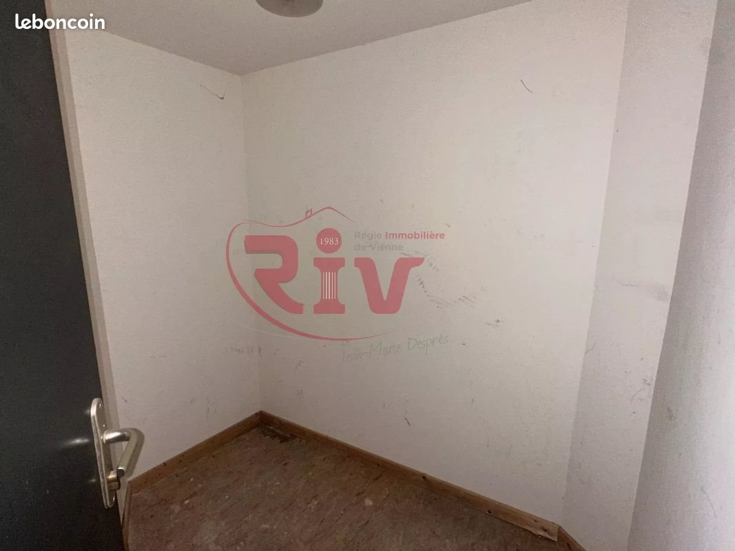 Appartement à louer, 32m², Beaurepaire