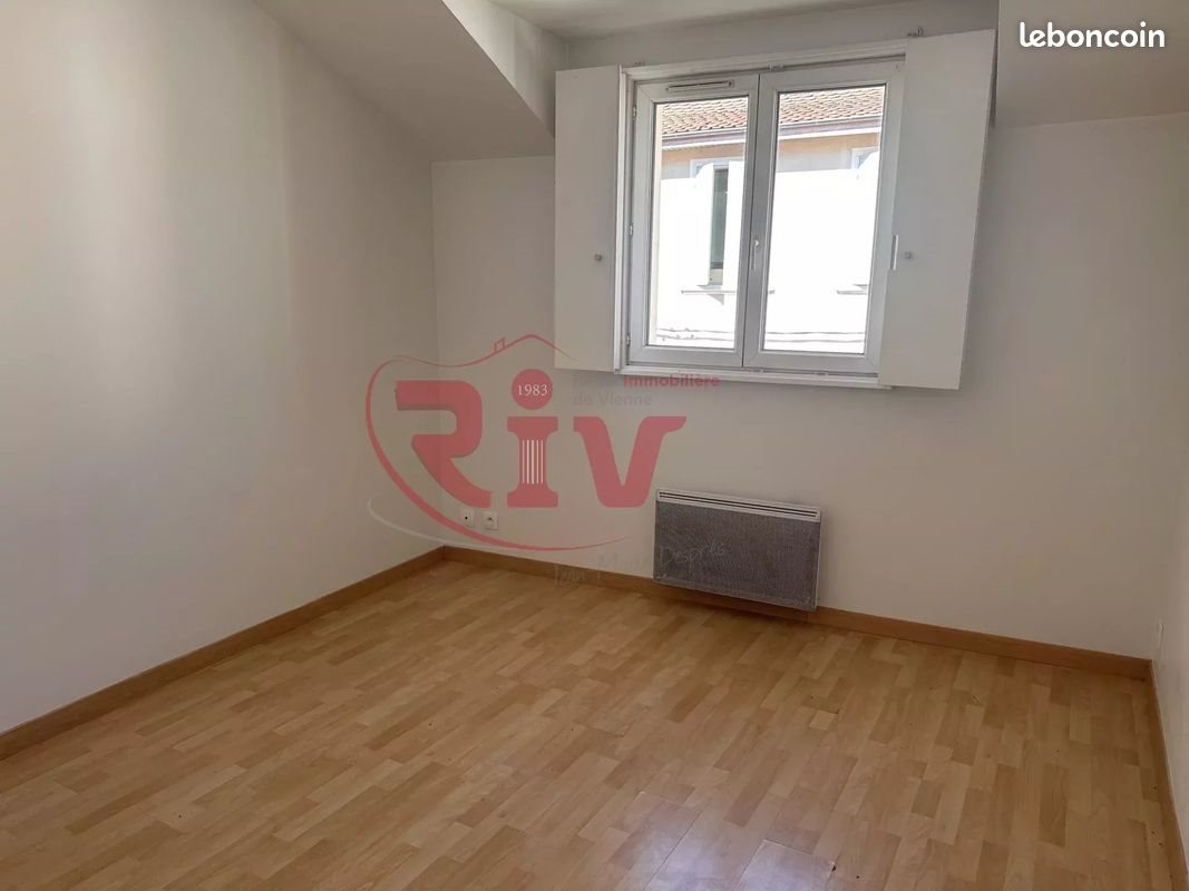 Appartement à louer, 39m², Beaurepaire