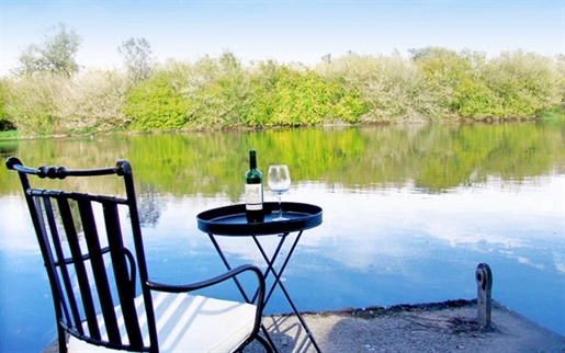 Ancienne Ferme à Côté de La Rivière - Rénovée avec Piscine - 33890 Juillac