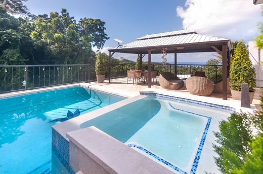 6 bedroom luxury Detached House for sale in Roatán, Honduras