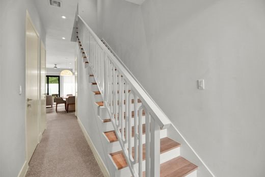 3 room luxury Townhouse for sale in F1 Westend Love Beach, Nassau, New Providence District