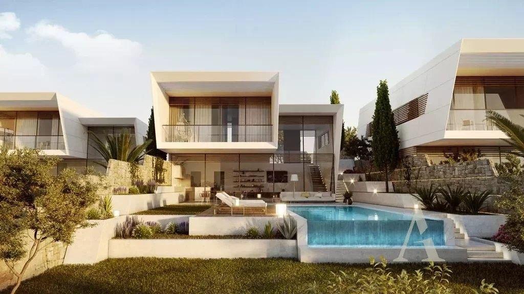 4 bedroom luxury Villa for sale in Mouttagiáka, Cyprus