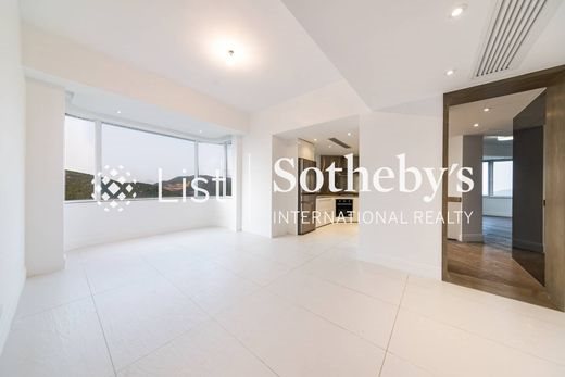 Luxury Flat for sale in Repulse Bay, Hong Kong